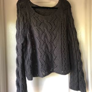 CHUNKY KNIT BELL SLEEVED SWEATER
